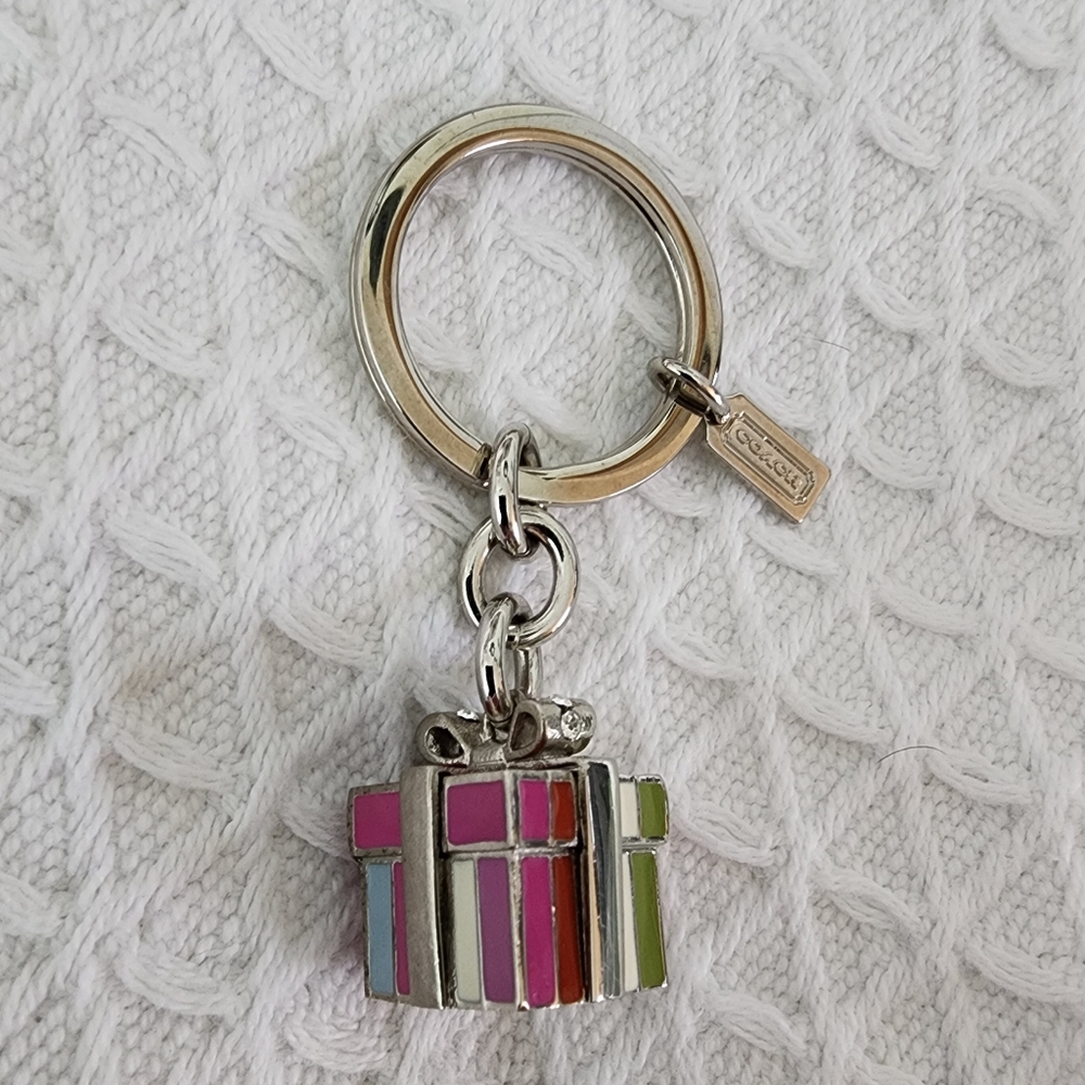 COACH 62717 Legacy Stripe 3D Present gift box Key Ring Keychain FOB
